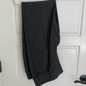 Apt 9 dress pants, size 10. Worn once.